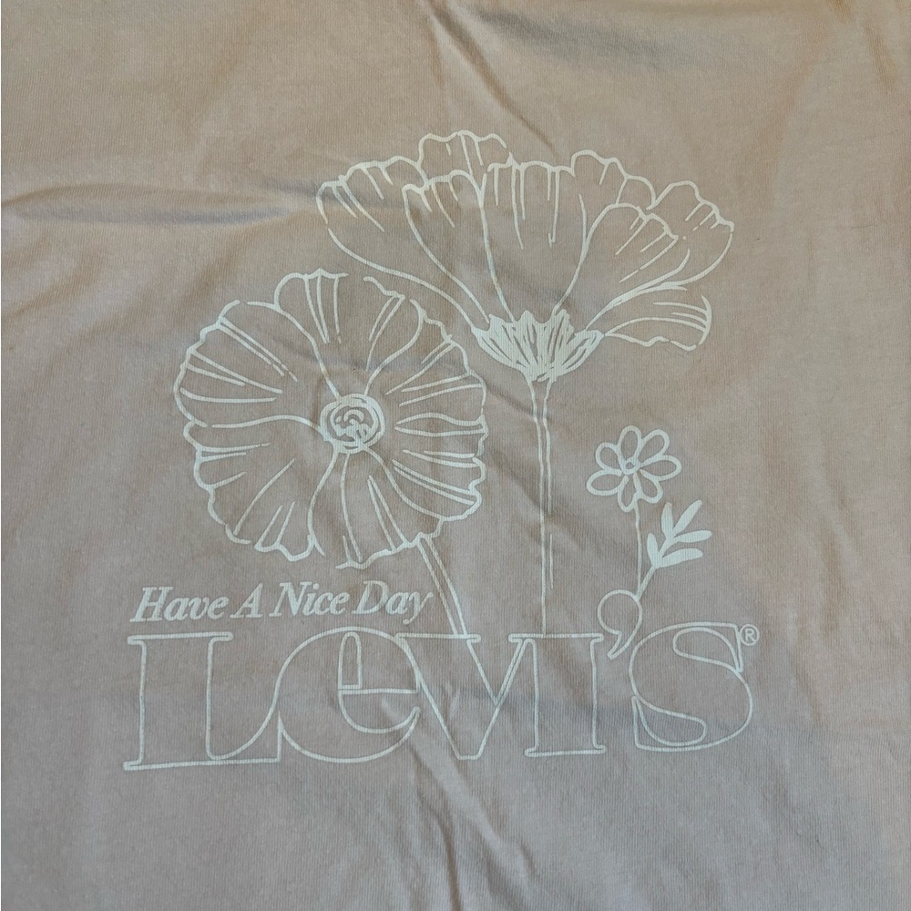 Levi's Light Peach Tee